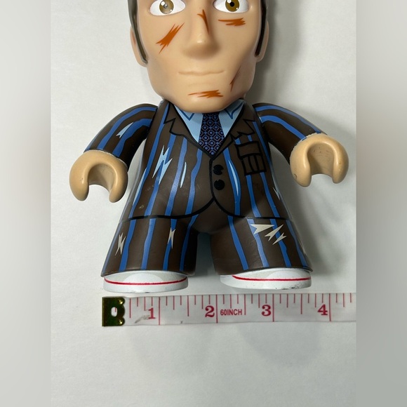 Doctor Who -  6.5” End of Time 10th Doctor Titan Vinyl Figure  ✨ - Picture 6 of 6